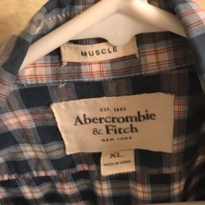 Abercrombie and Fitch long sleeve button up plaid
